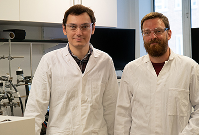 Researchers Virgil Andrei (left) and Erwin Reisner (right)