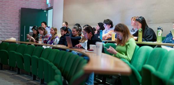 Audience at GEN Event Breaking Barriers