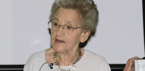 Dr Olga Kennard