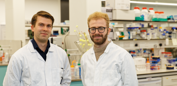 Klavs Jermakovs and Hussein Murtada in the lab.