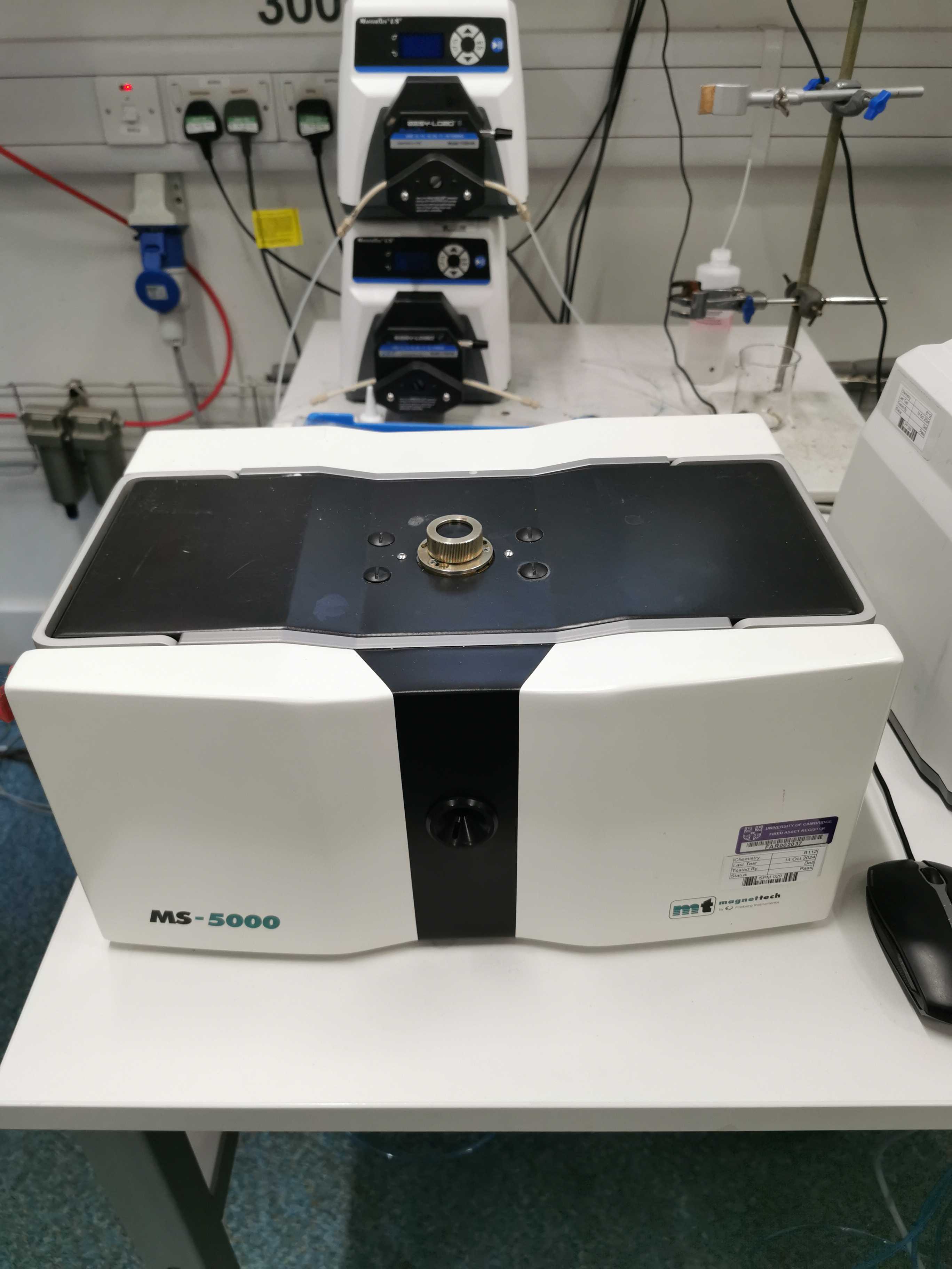 Benchtop EPR of the Grey Group