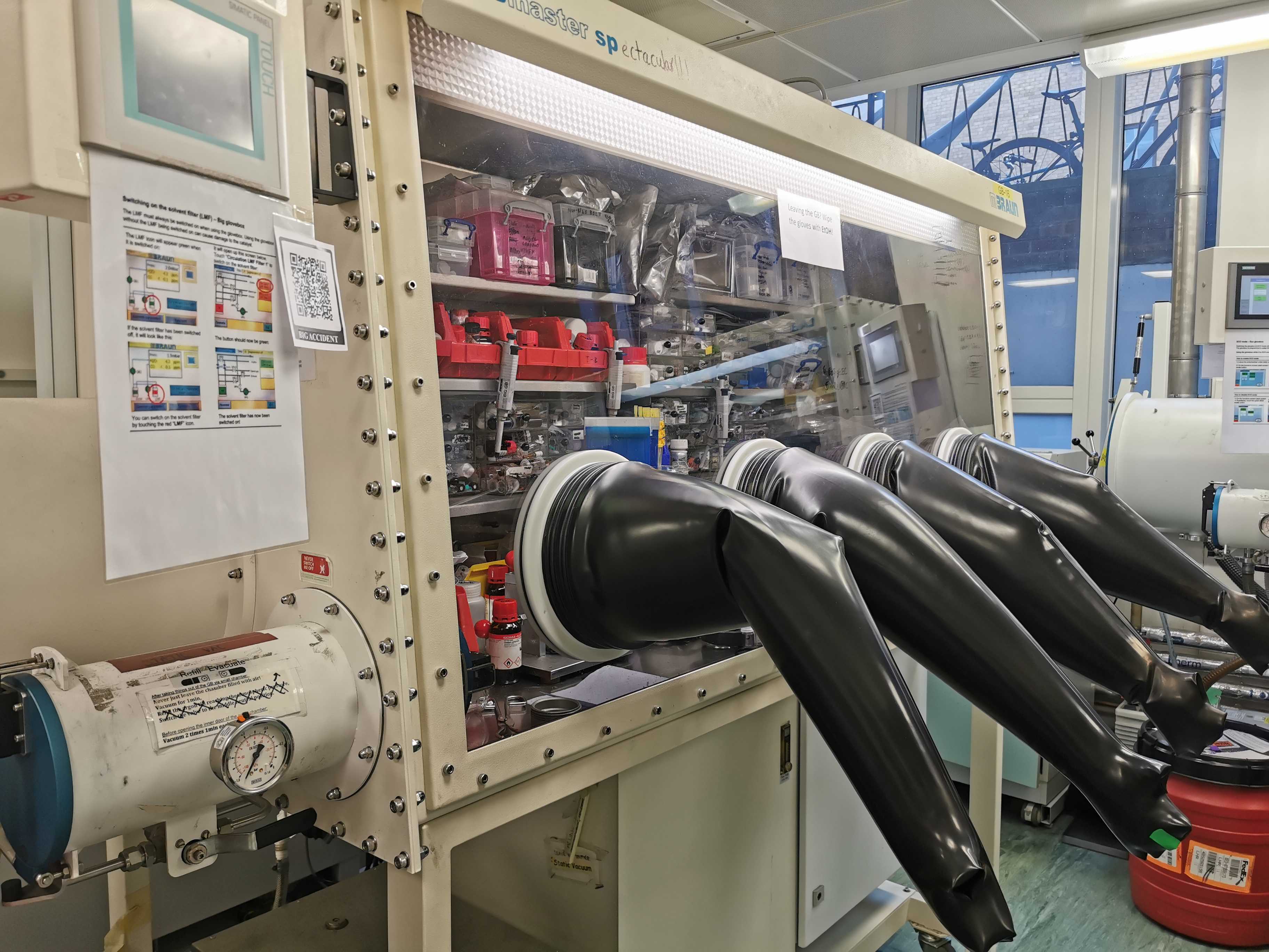 Big Glovebox of the Grey Group