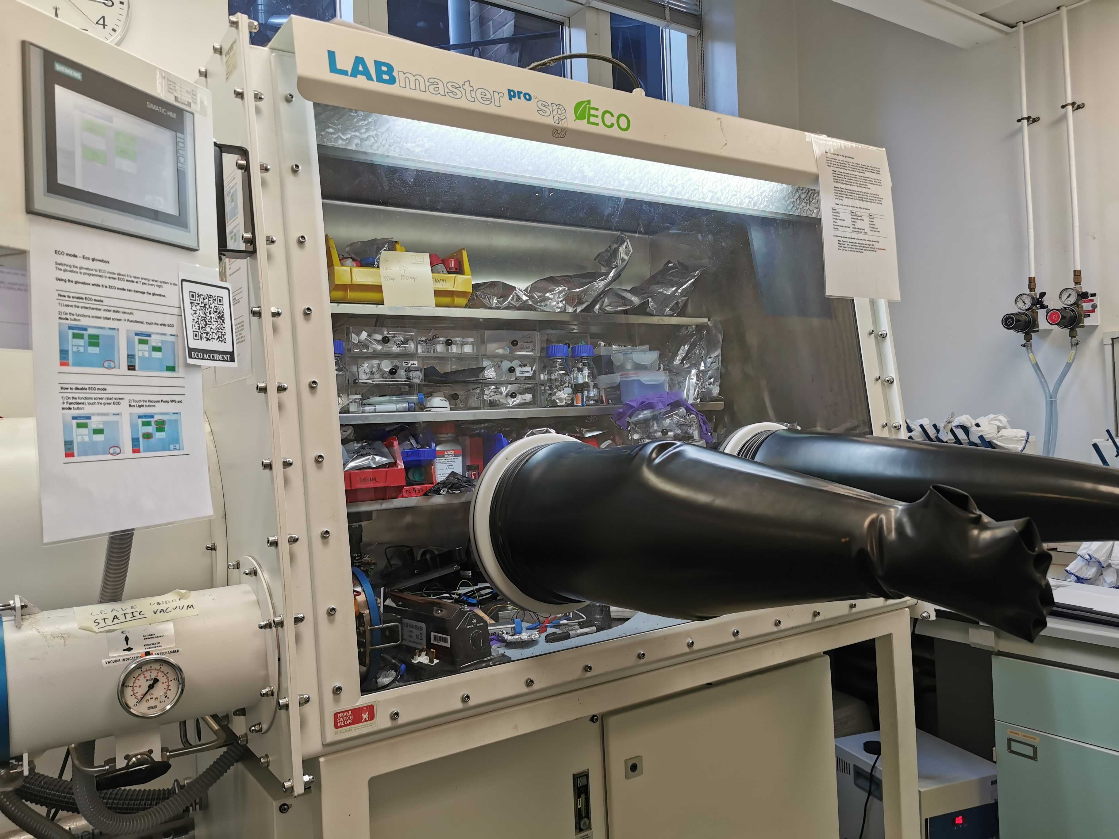 Eco Glovebox of the Grey Group
